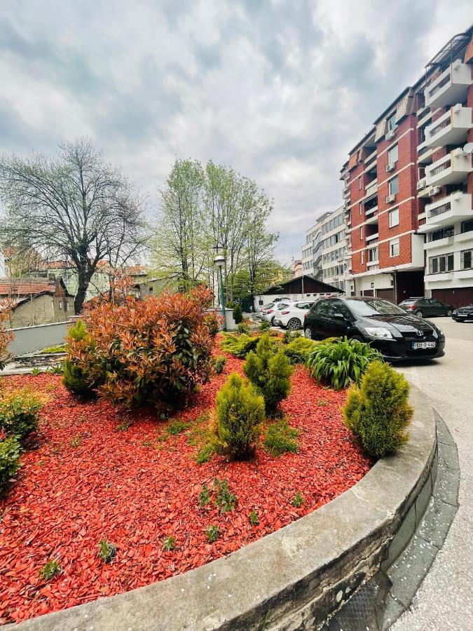 Apartman Centar Sa Sigurnim Parkingom Σαράγεβο Εξωτερικό φωτογραφία