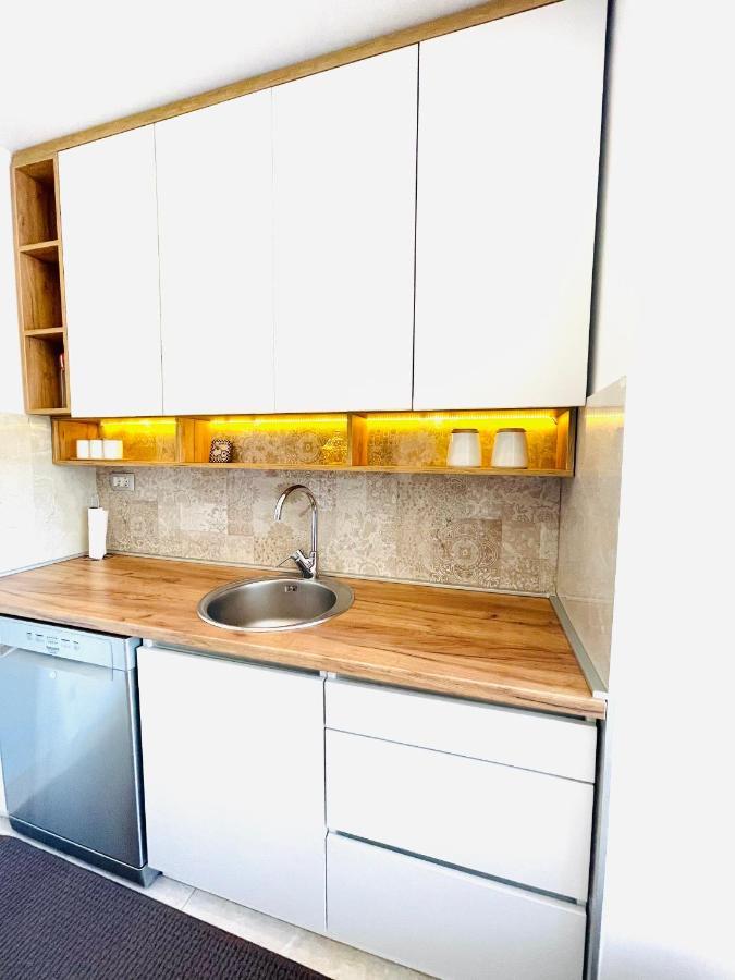 Apartman Centar Sa Sigurnim Parkingom Σαράγεβο Εξωτερικό φωτογραφία